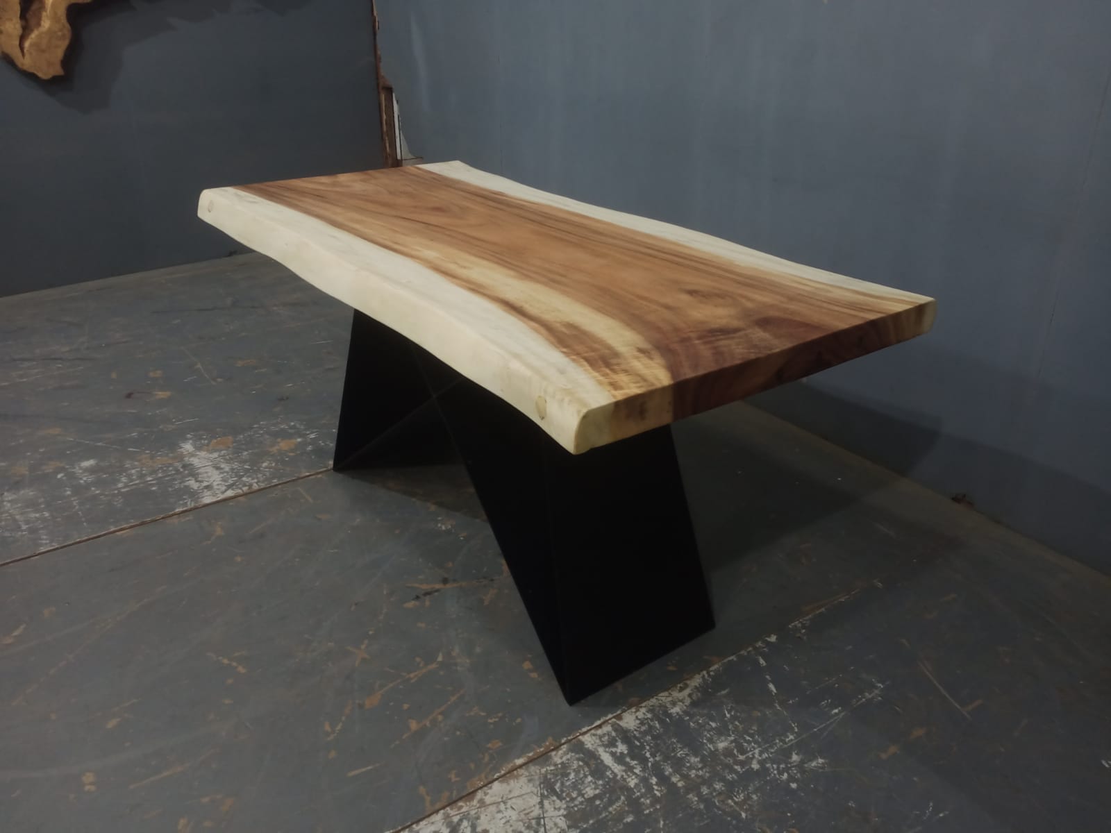Live Edge Tables
