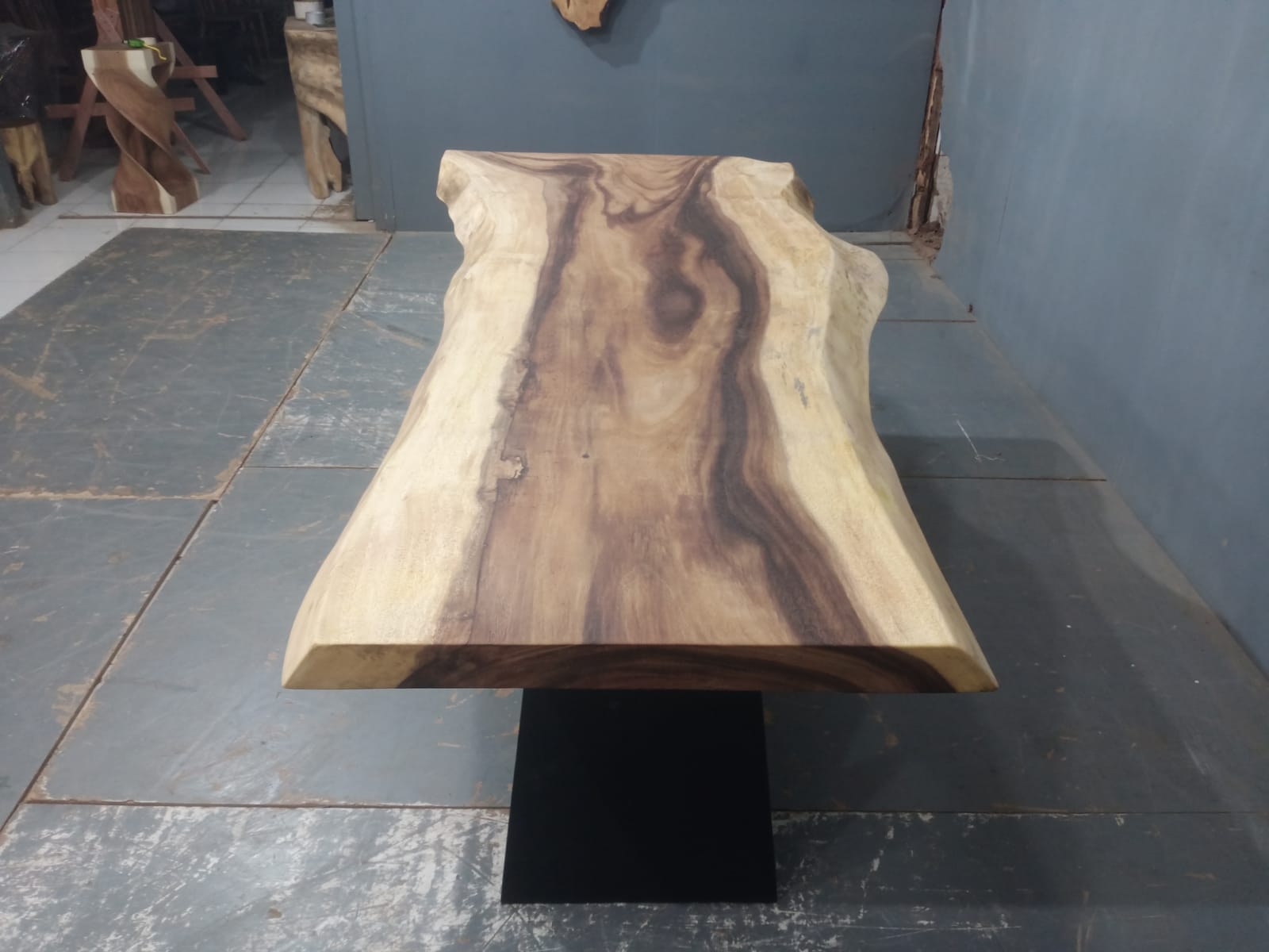 Live Edge Tables
