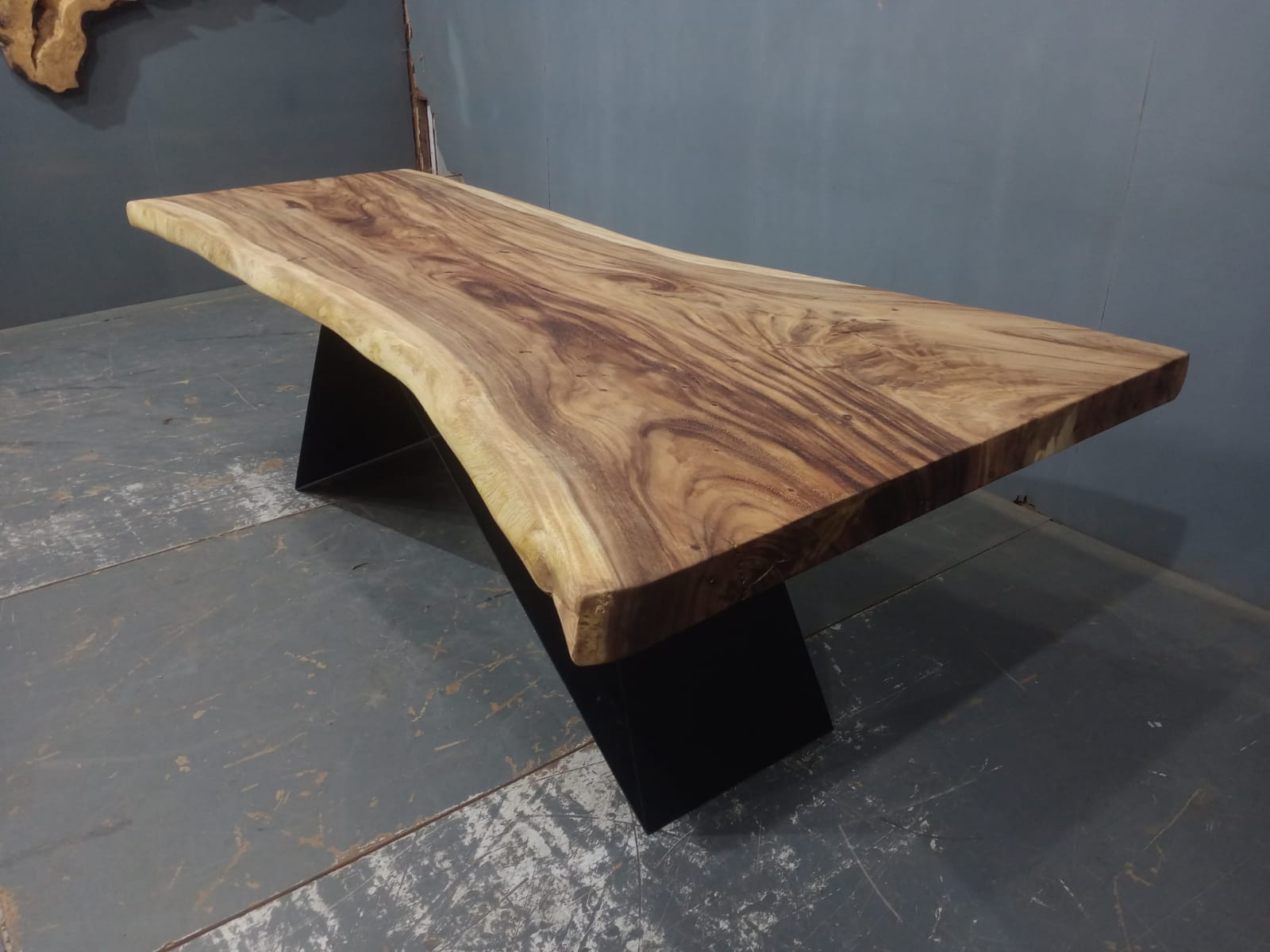 Live Edge Tables
